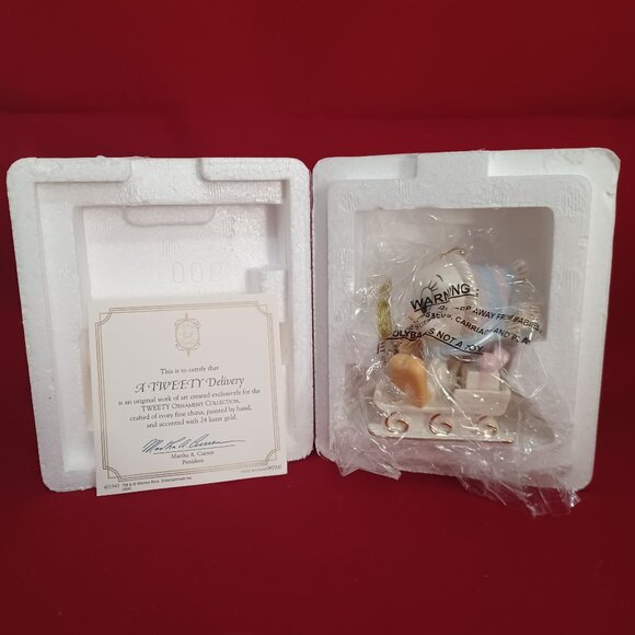 LENOX A Tweety Delivery Looney Tunes Warner Bros. Porcelain Christmas Ornament - Picture 2 of 15